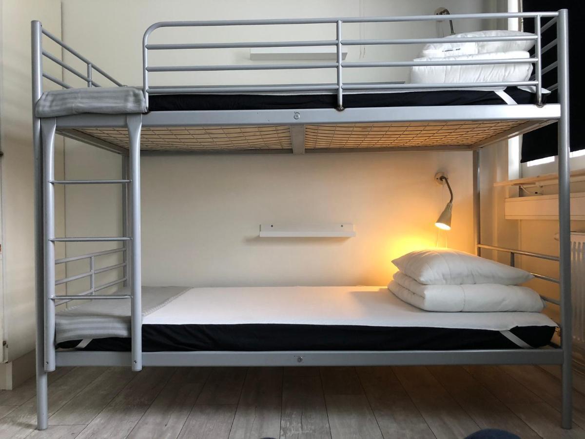 Oerebro City Hostel Extérieur photo
