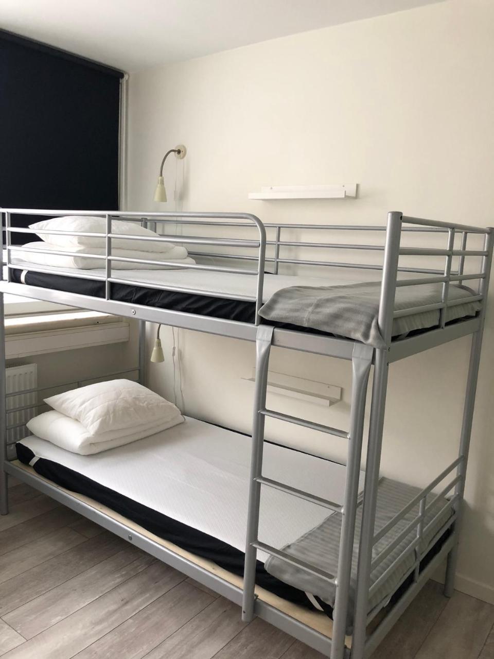 Oerebro City Hostel Extérieur photo